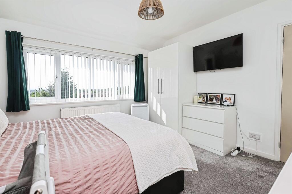 Additional image 15 of Crendon Road, ROWLEY REGIS