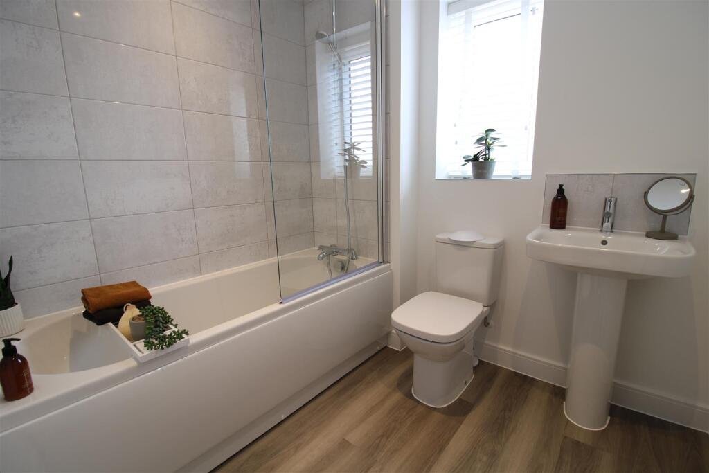 Additional image 11 of Connemara Crescent, Fontwell, Arundel