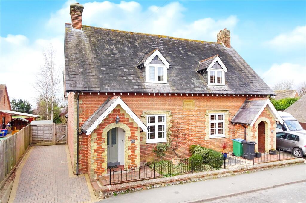 Arundel Road, Angmering, West Sussex