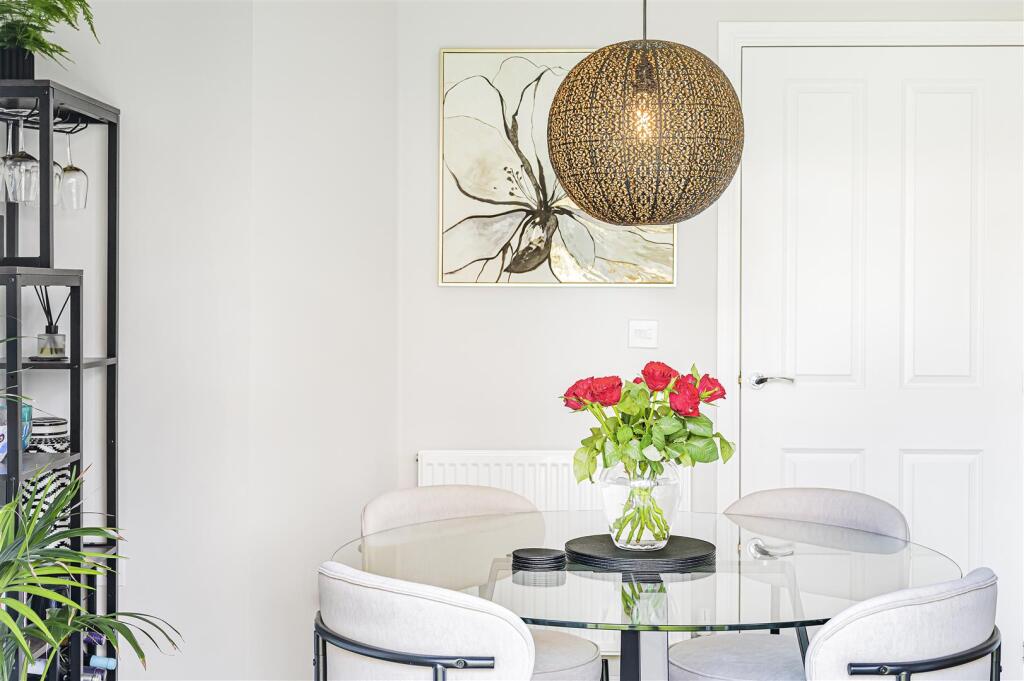 Additional image 41 of Linnet Crescent, Peacehaven