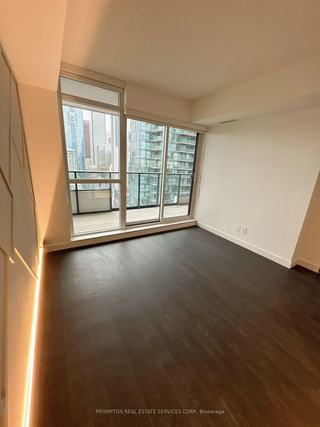 Additional image 18 of 38 Widmer St Unit 3702