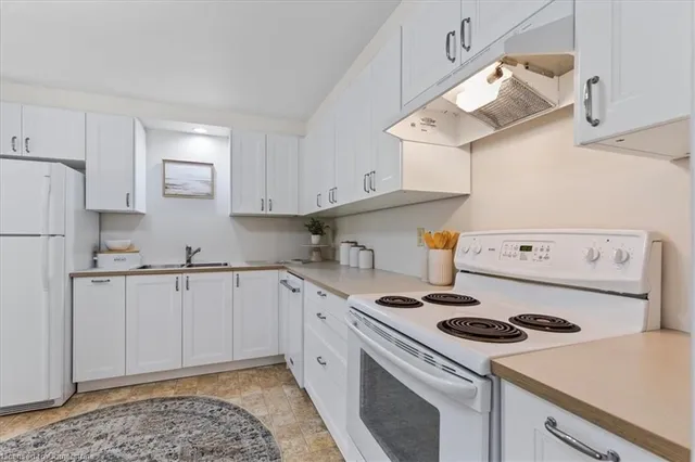 Additional image 20 of 250 Kingswood Dr Unit 12
