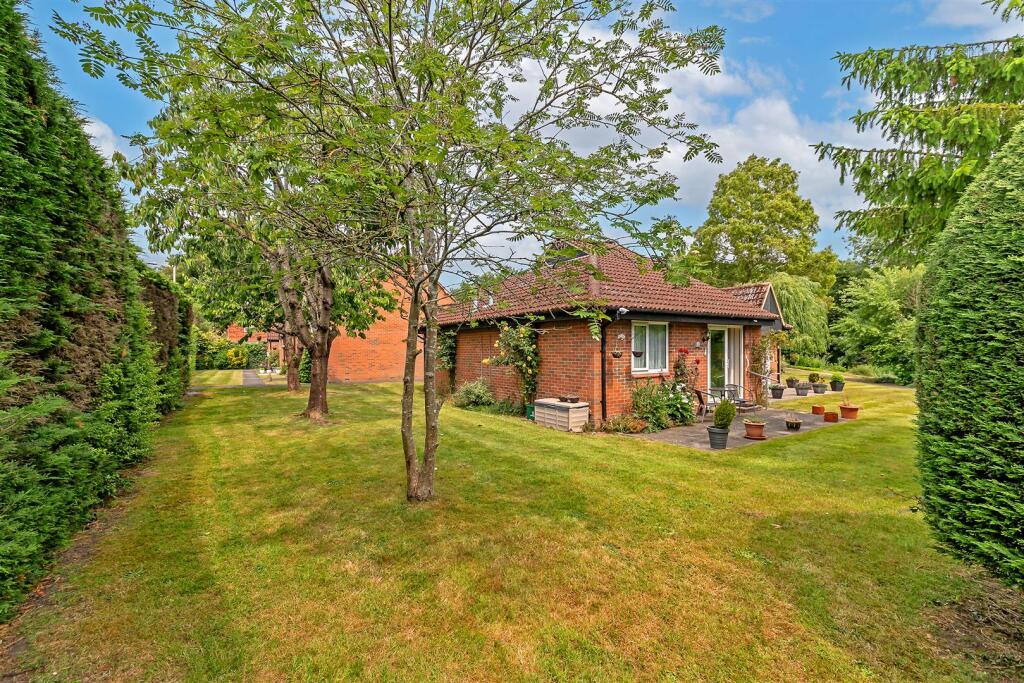 Additional image 2 of The Beeches, Park Street, St. Albans