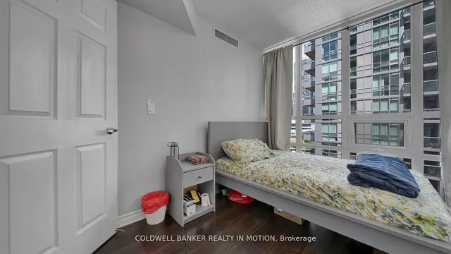 Additional image 18 of 25 Lower Simcoe St Unit 918