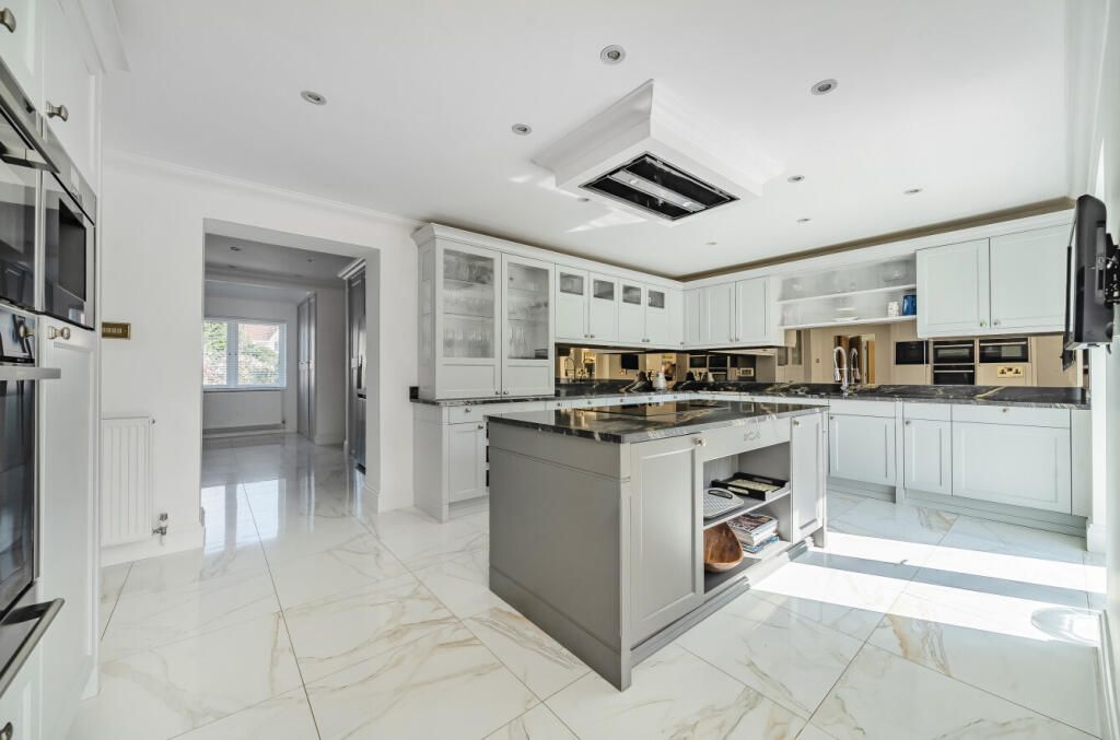 Additional image 3 of Rook Hill Road, Friars Cliff, Christchurch, BH23