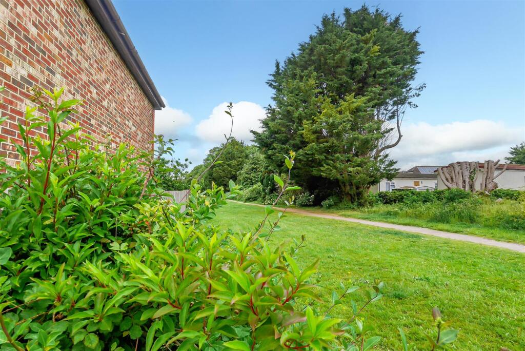 Additional image 20 of Harebell Close, Littlehampton