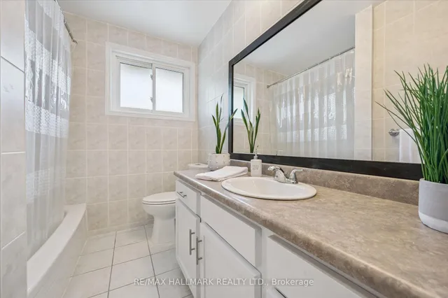 Additional image 19 of 32 Warwick Crt