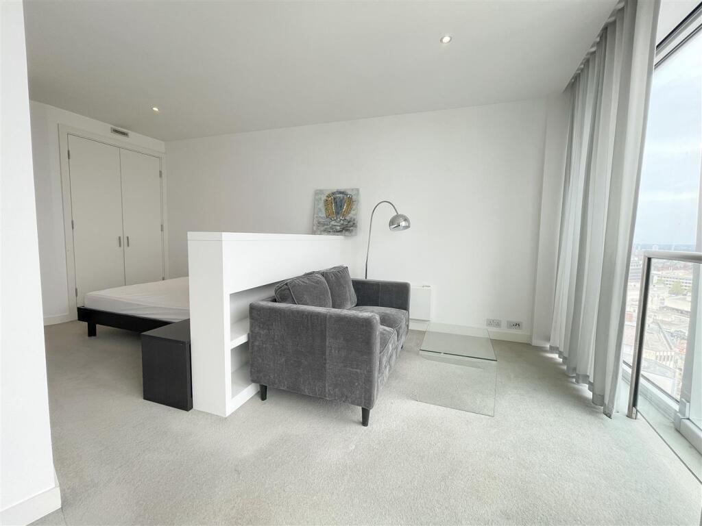 Additional image 2 of The Rotunda, 150 New Street