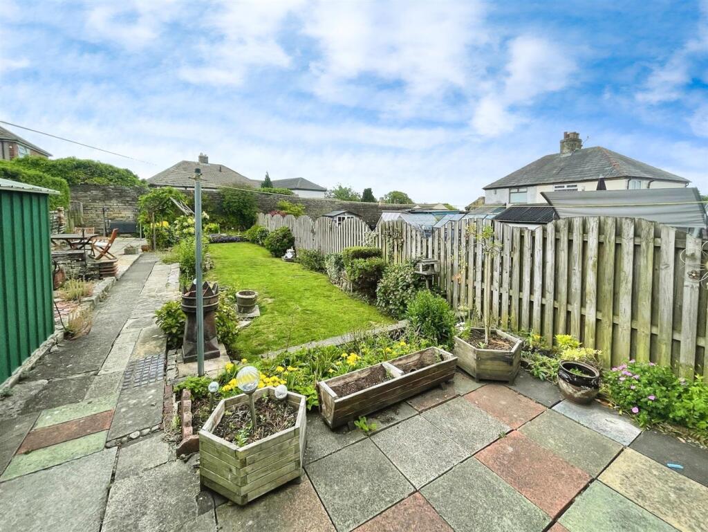 Additional image 18 of Farfield Grove, Bradford, BD6