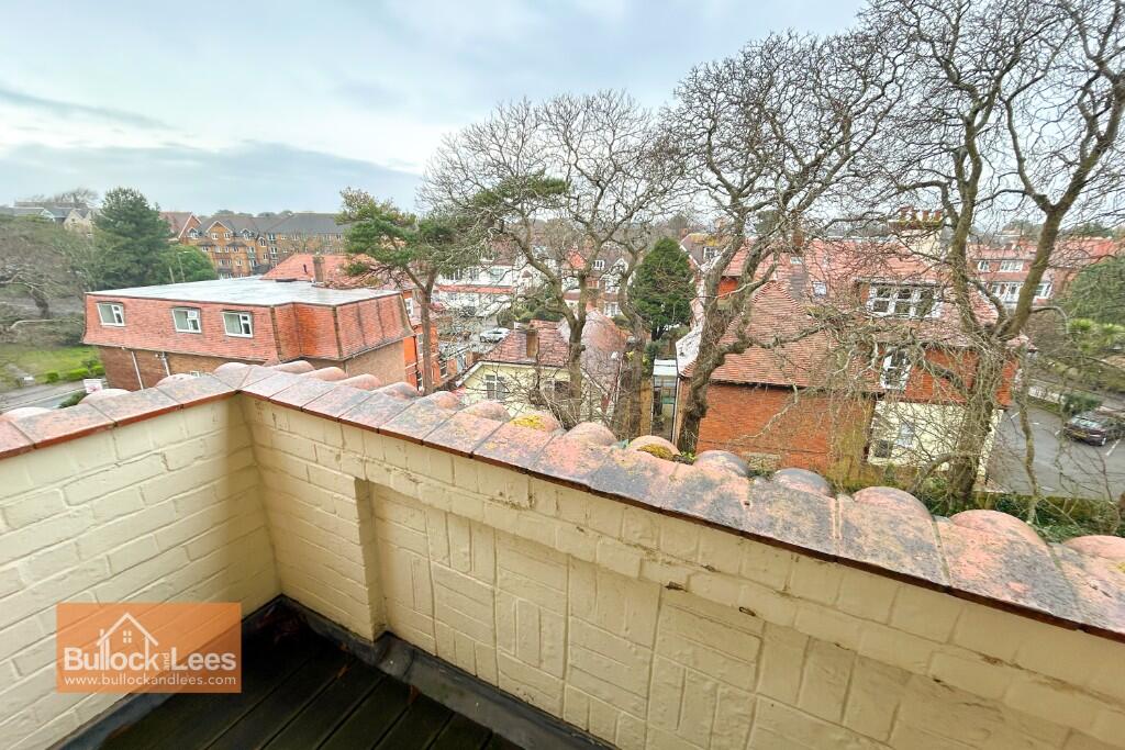 Additional image 4 of Boscombe Spa, Bournemouth, large balcony flat