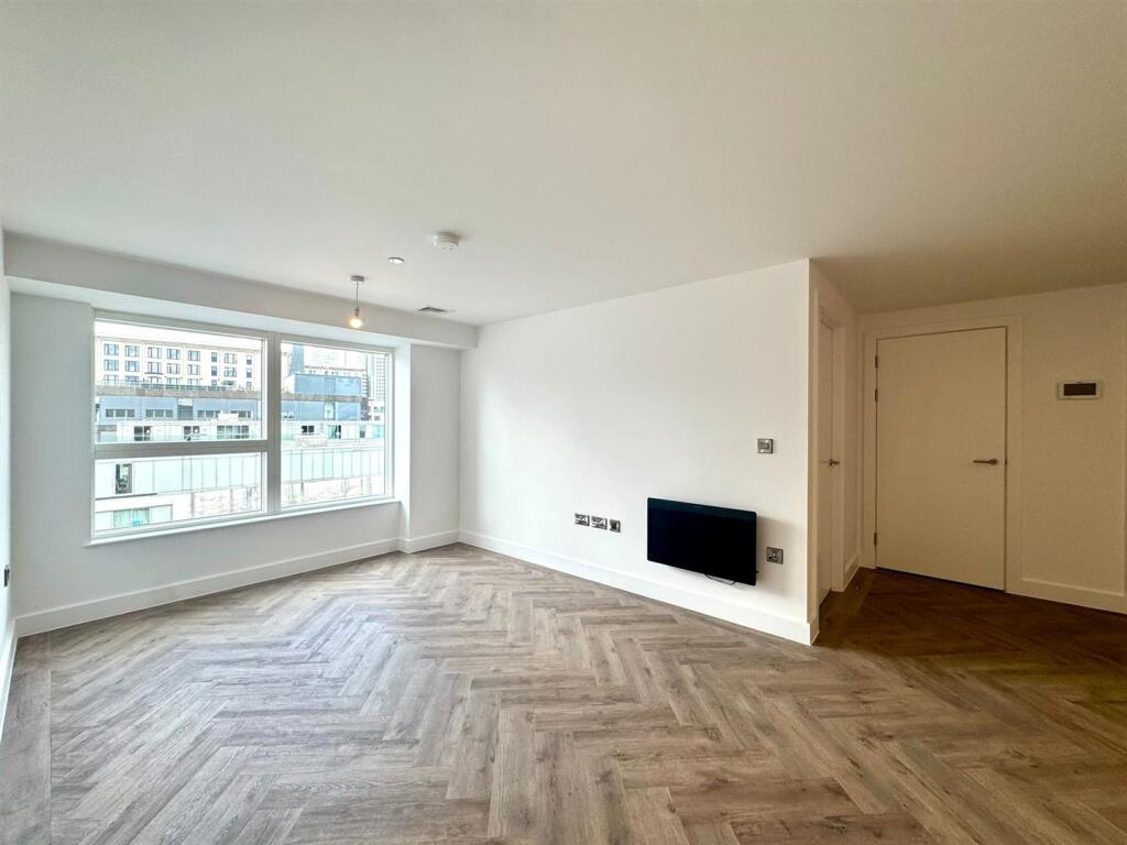 Additional image 21 of Upper Gough Street, Birmingham