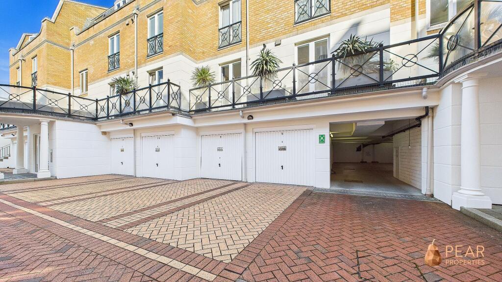 Additional image 16 of Steyne Gardens, Warnes Steyne Gardens, BN11