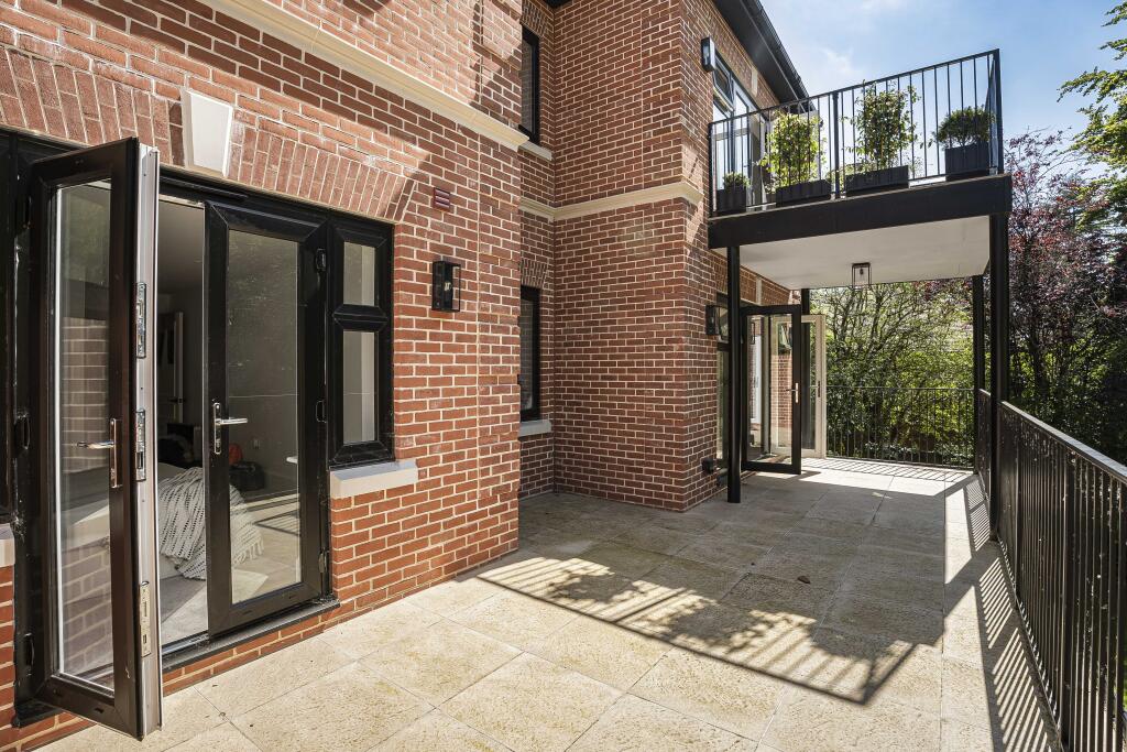 Additional image 15 of Mulberry Manor, New Road, Welwyn, Hertfordshire, AL6