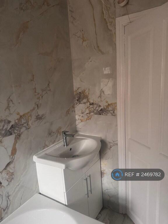 Additional image 11 of Acres Street, Bradford, BD21