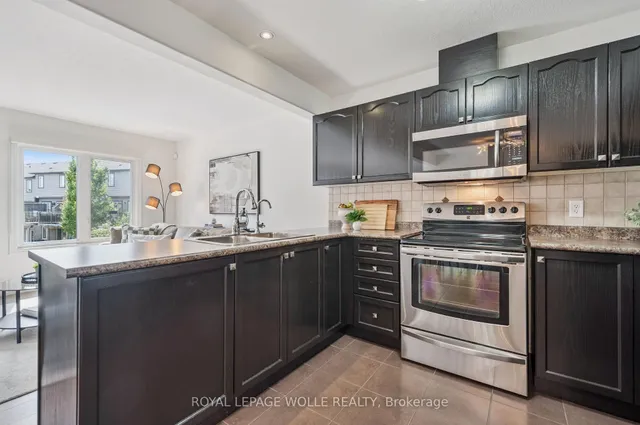 Additional image 10 of 503 Windflower Cres