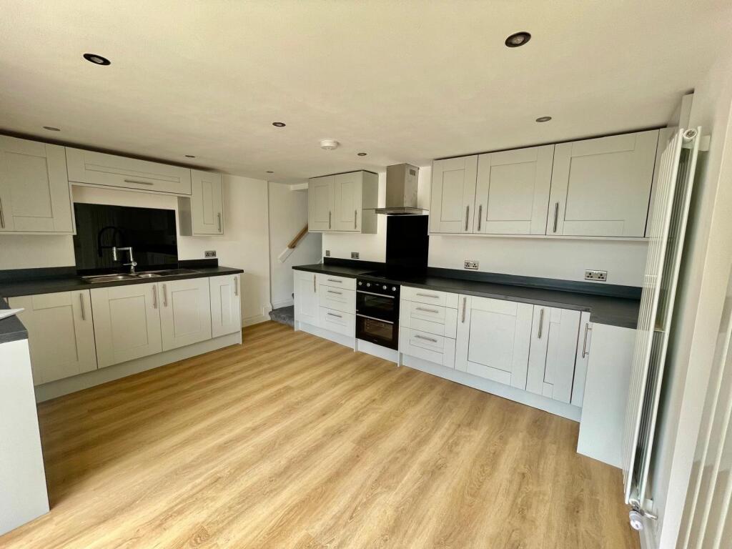 Additional image 4 of Laythorpe Terrace, East Morton, Keighley, West Yorkshire, BD20