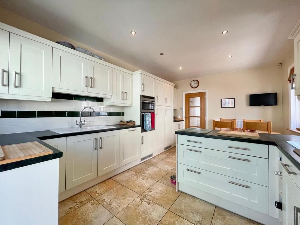 Additional image 7 of Sandbanks Road, Lilliput, BH14