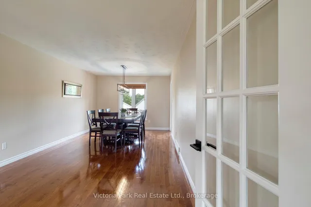 Additional image 9 of 44 Tami Crt