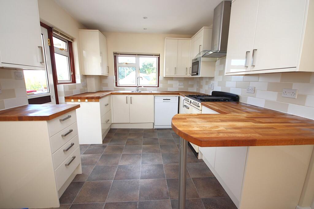 Additional image 31 of Anvil Crescent, Broadstone, BH18