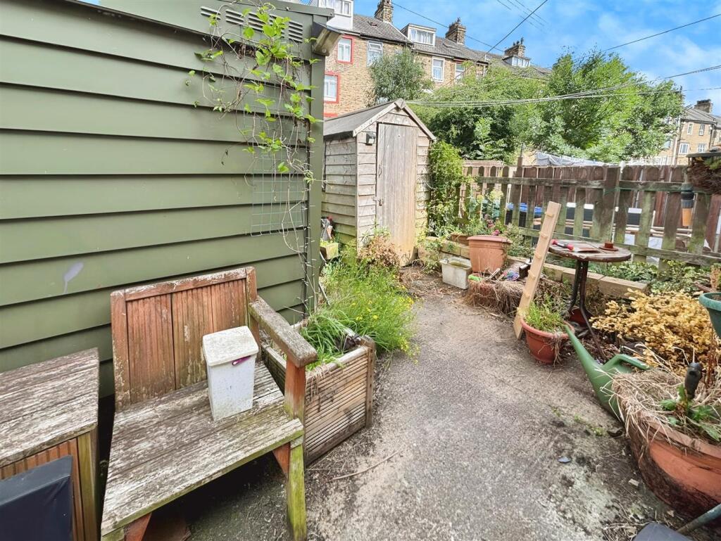 Additional image 3 of Bolton Road, Bradford, BD3 0ND