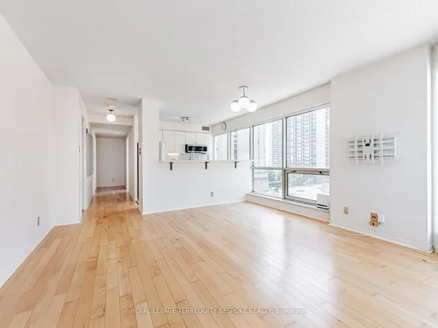 Additional image 14 of 10 Queens Quay Unit 811