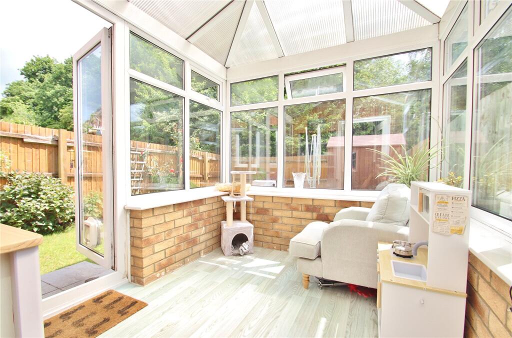 Additional image 8 of Holm Oak Close, Verwood, Dorset, BH31