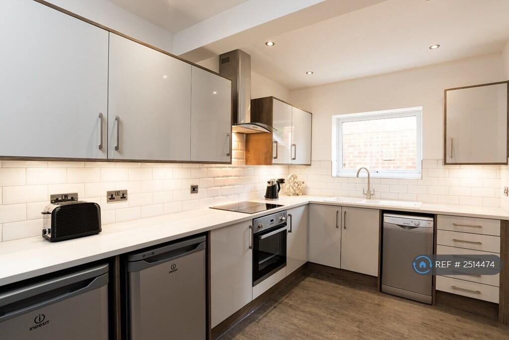 Additional image 4 of Bournemouth Road, Poole, BH14