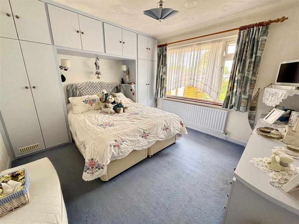 Additional image 11 of Richard Close, Upton