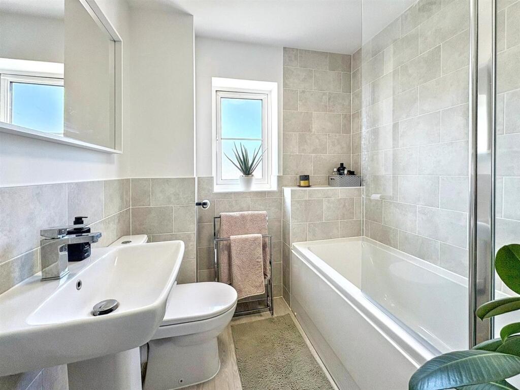 Additional image 4 of Coniston Avenue, Eastbourne