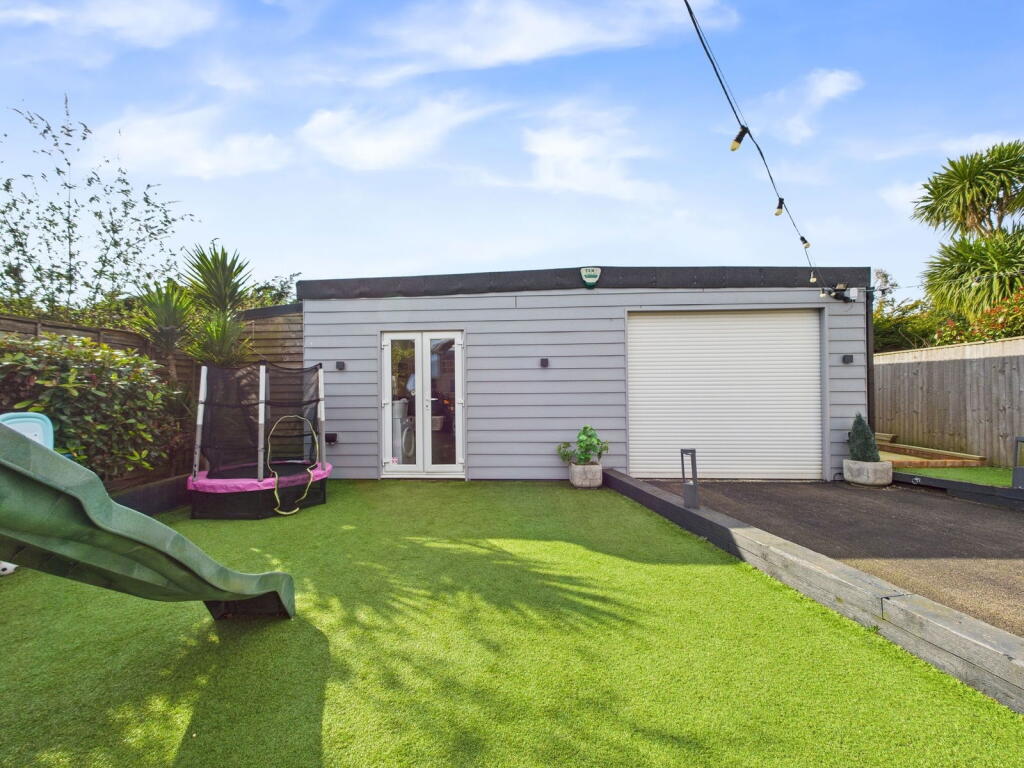 Additional image 37 of Cuckfield Crescent, Salvington, Worthing BN13 2EB