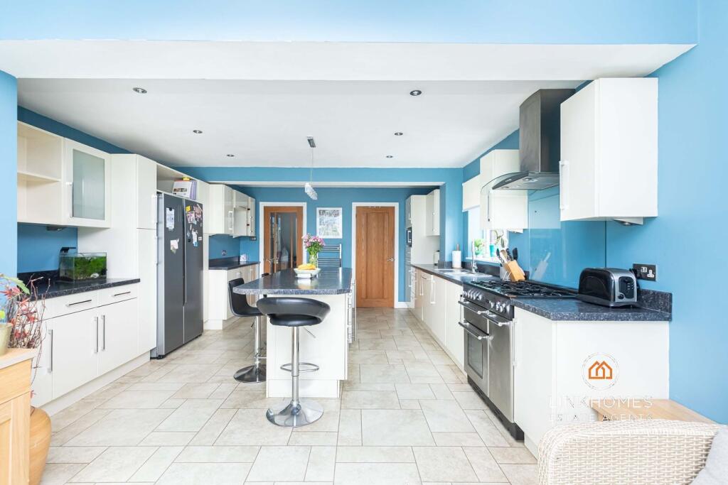 Additional image 19 of Clarendon Road, Broadstone, BH18