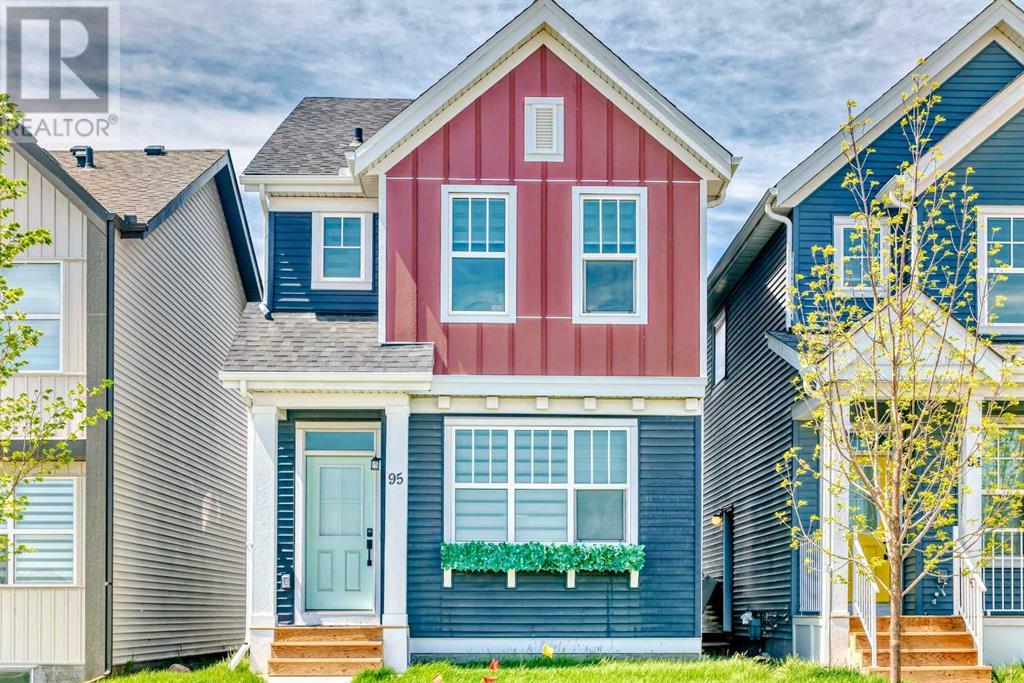 95 Heirloom Boulevard SE|Calgary, Alberta T3S0H2