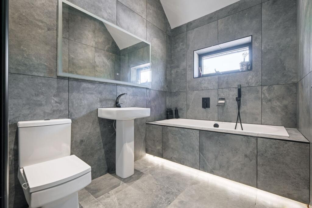 Additional image 17 of Stourbridge Road, Fairfield, B61