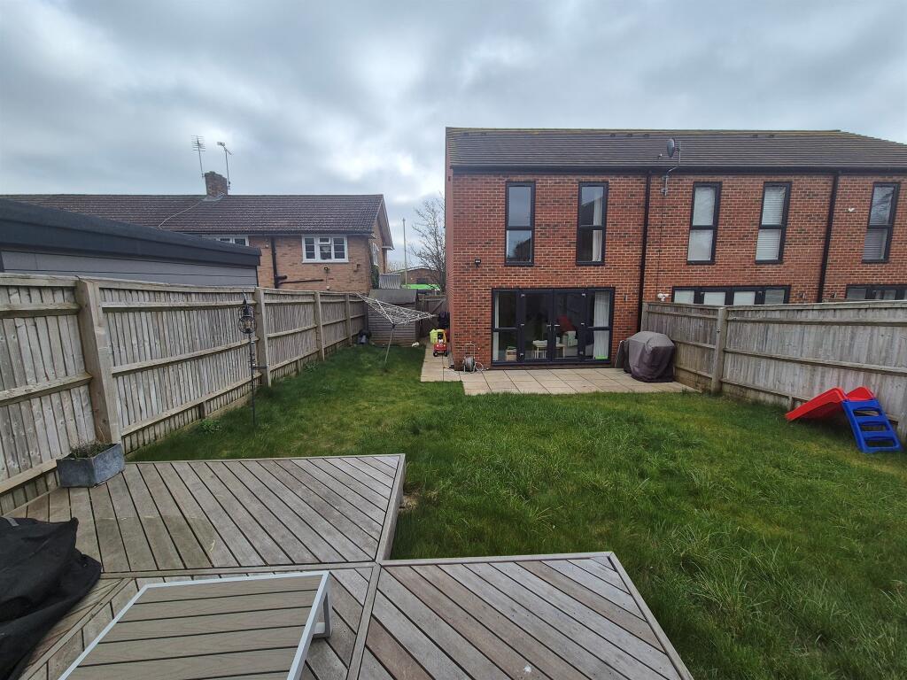 Additional image 16 of Hall Grove, Welwyn Garden City