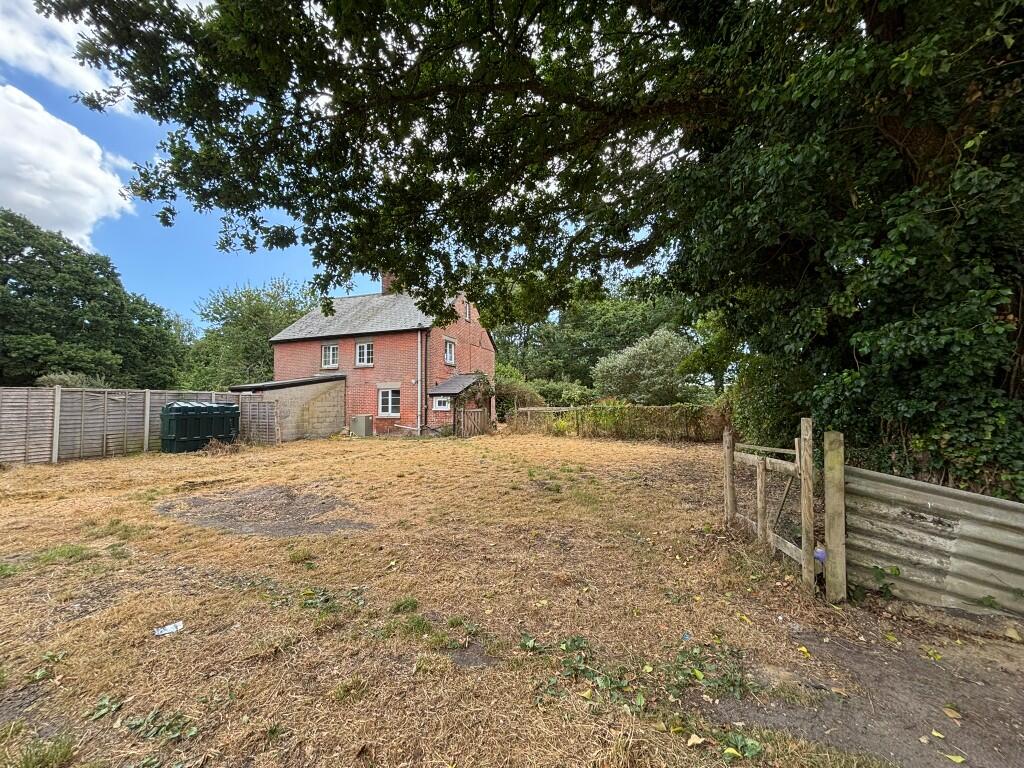 Additional image 2 of 27 Bisterne, Ringwood, Hampshire BH24 3BN