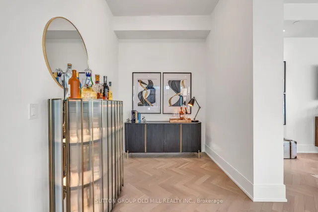 Additional image 20 of 455 Wellington St Unit 711