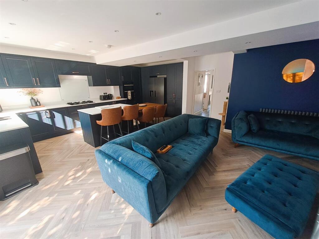 Additional image 4 of Beverley Grove, Sheldon, Birmingham