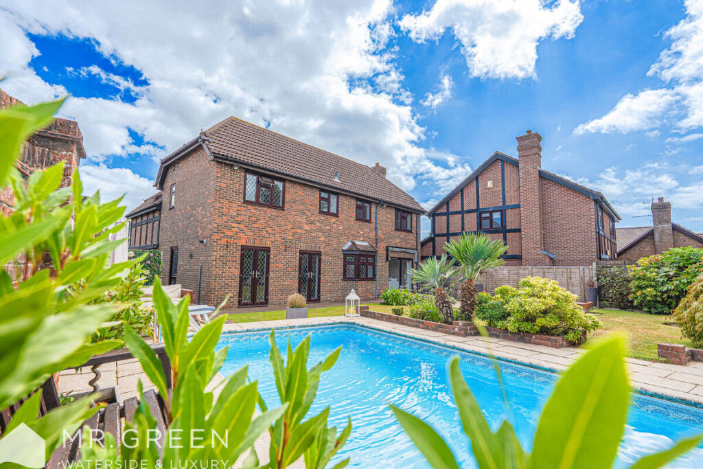 Walsingham Dene, Littledown, Bournemouth, BH7