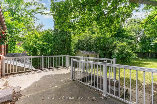 Additional image 24 of 45 Yorkview Dr