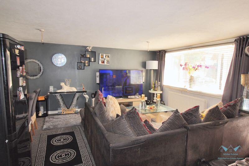 Additional image 9 of Malmesbury Park Road, Charminster - Spacious Five-Bedroom Detached Coach House in Secluded Gated Setting