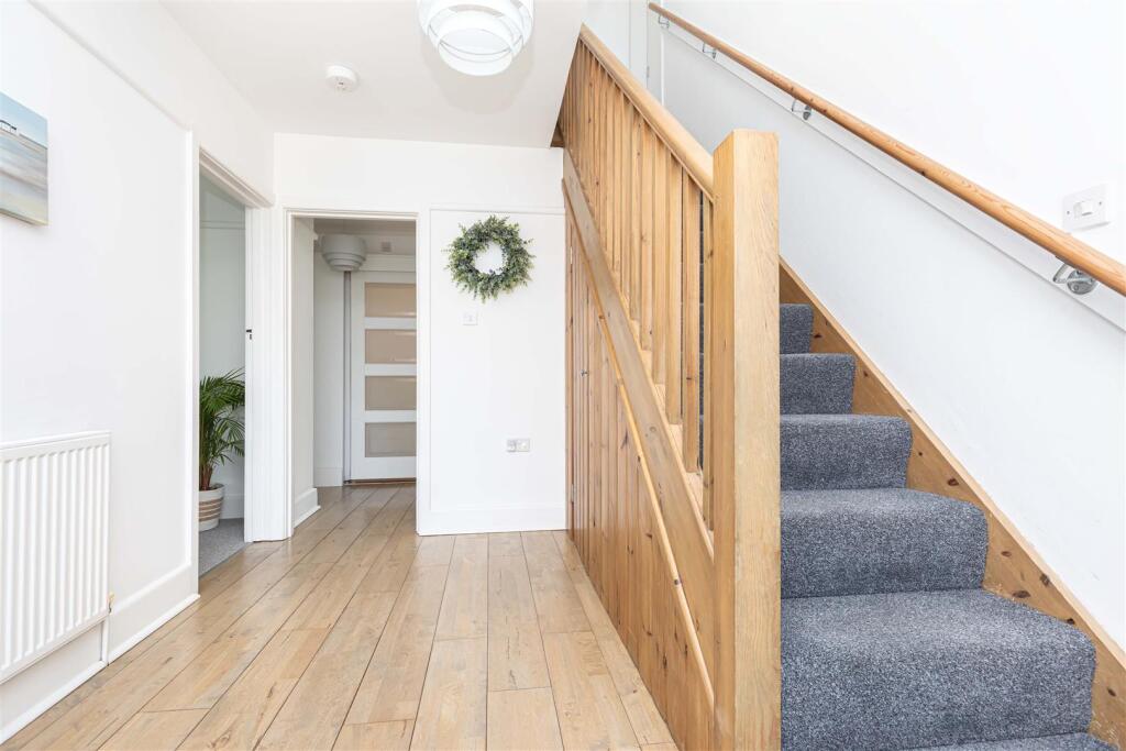 Additional image 13 of Spacious, Well presented, Level Access Bungalow in Elmsway