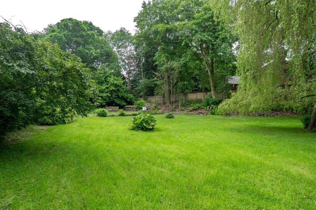 Additional image 8 of Ruscello, Chorley New Road, Bolton, BL1 | Grand Seven-Bedroom Home on 0.7 Acres