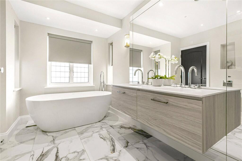 Additional image 26 of Brookmans Avenue, Brookmans Park, AL9