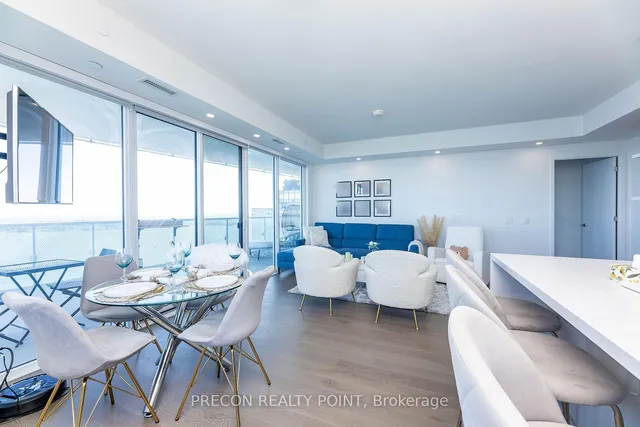 Additional image 19 of 15 Queens Quay St Unit 3202