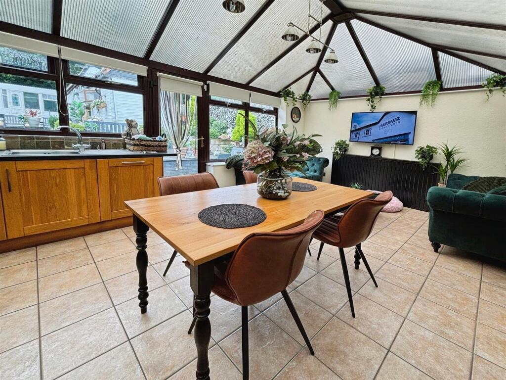 Additional image 3 of Stephen Road, Bradford, BD6 3DS