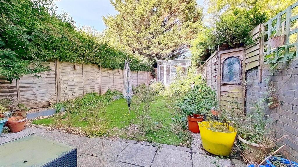 Additional image 2 of Court Flats, Brougham Road, Worthing, West Sussex, BN11