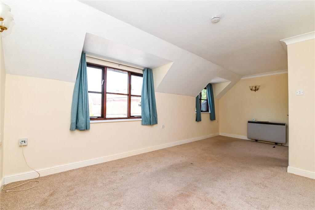 Additional image 12 of Wellington Court, Fernhill Lane, New Milton, Hampshire, BH25