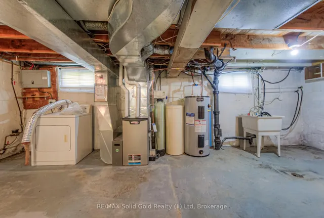 Additional image 30 of 48 Barbara Cres