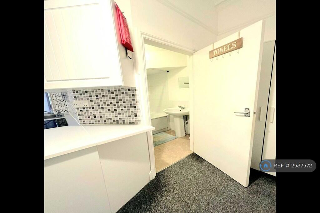 Additional image 4 of Queens Park Gardens, Bournemouth, BH8