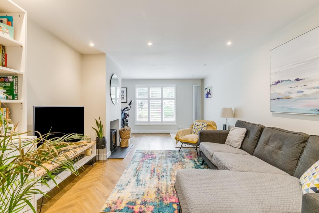 Additional image 5 of Picketts, Welwyn Garden City, Hertfordshire, AL8 7HJ